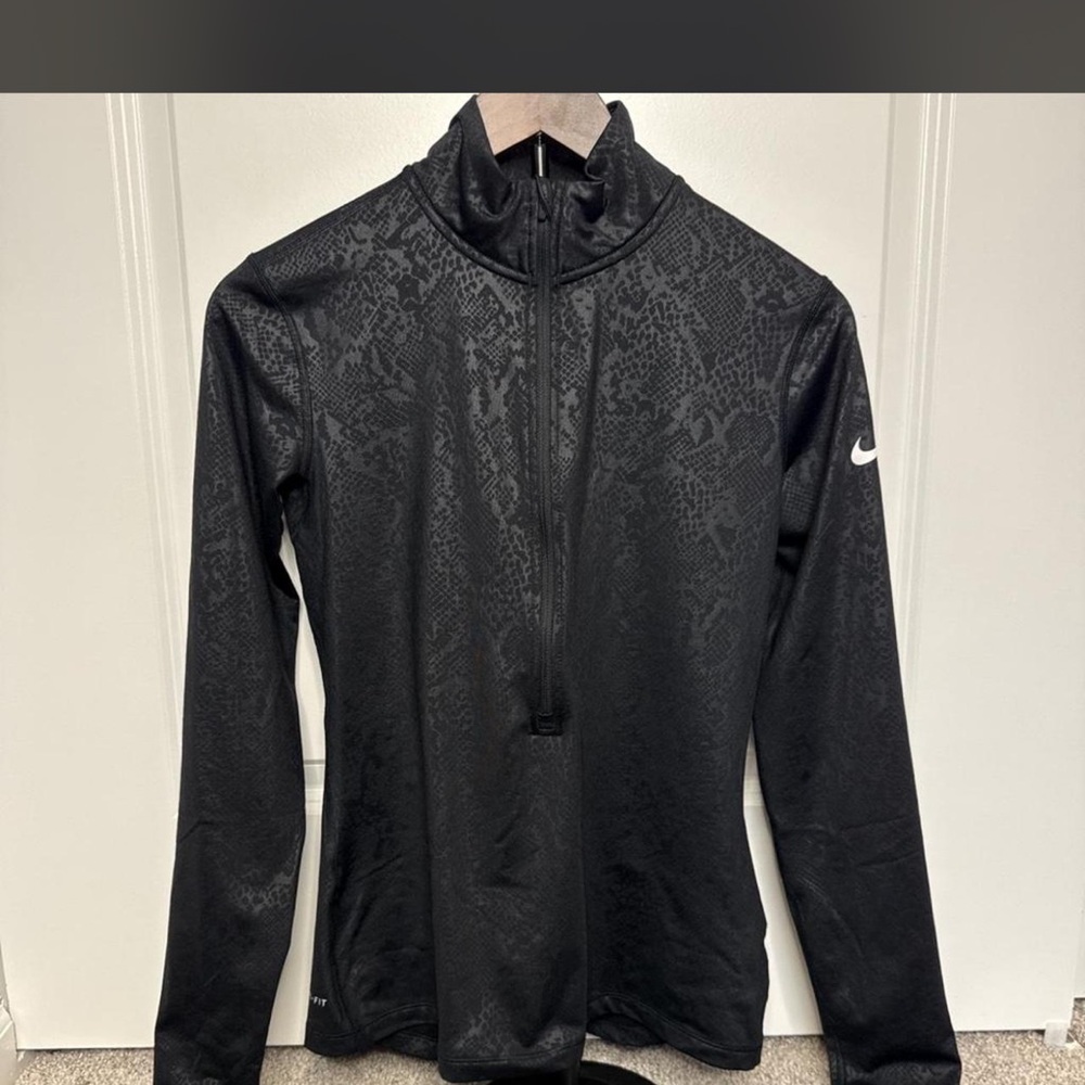 Nike Women's Black Patterned Jacket